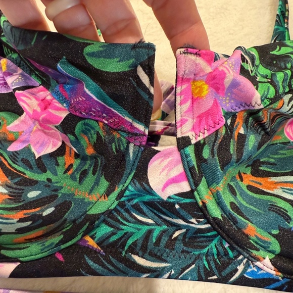 New! Victoria's Secret Black Palm Bikini Set 45572 - Picture 5 of 11